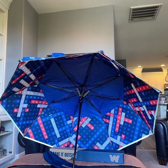 Weatherman Limited Edition Folds of Honor Umbrella - Picture 11 of 13